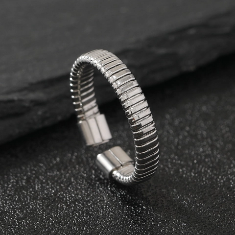 Anillo Ajustable Abierto De Acero Inoxidable Textura De Línea Horizontal Irregular En Forma De C Joyería Minimalista