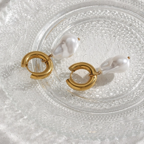 Vintage Baroque Artificial Pearl Hoop Earrings For Women Gold Plated Stainless Steel Irregular Pearl Drop Earrings Jewelry