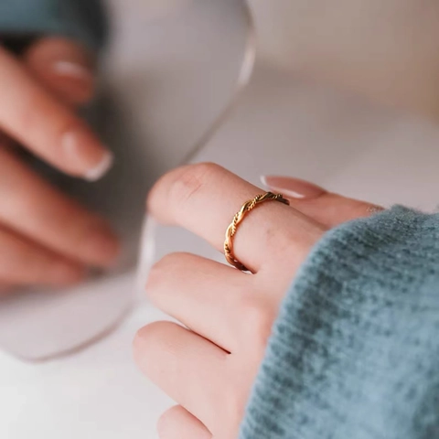 Gevlochten Ring Goud Verguld Titanium Staal Spiraal Ontwerp Vervaagt Niet Stapelbaar Minimalistische Sieraden Dames
