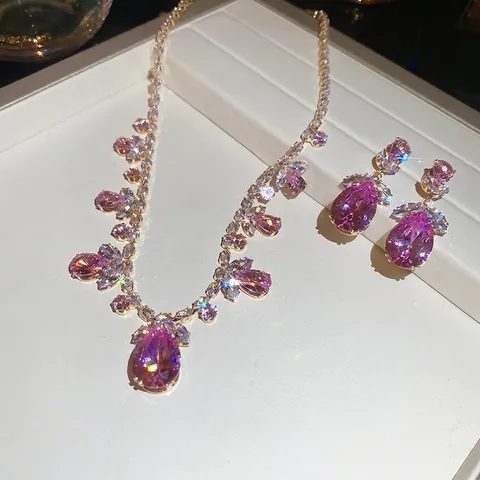 Elegante Blumen Wassertropfen Schmuck Halskette Und Ohrringe Für Damen Kupfer Zirkon Inlay Mit Silber Ohrstecker