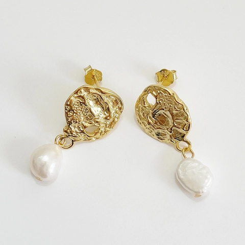 Pendientes De Perlas Barrocas Artificiales Con Poste De Plata De Ley 925 Disco Dorado Irregular Martillado Estilo Vintage Francés
