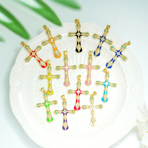 Pendente A Croce Smalto Colorato Rame Placcato Oro 18K Zircone Religioso Stile Bohemien Gioielli DIY Per Donne