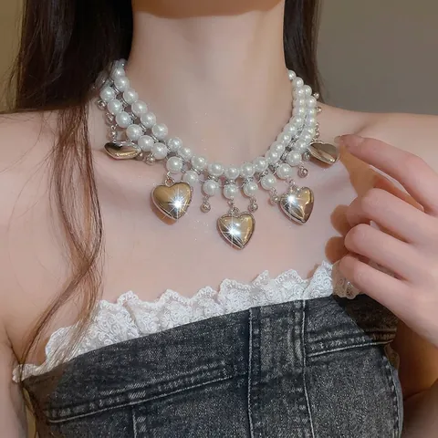 Collier Double Rang De Künstliche Perles En Verre Avec Pendentifs Coeur En Alliage Ras Du Cou Vintage Elégant Pour Femme