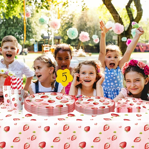Strawberry Theme Party Tableware Paper Plates Cups Napkins Plastic Knives Forks Spoons Tablecloth For Birthday Picnic Kids Party Sweet Pink Decor
