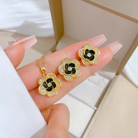 Camellia Flower Necklace And Earrings Titanium Steel Chain Copper Pendant Silver Earring Post Zircon Gold Plated