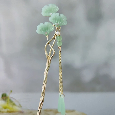 Vintage Chinese Style Ginkgo Leaf Hair Stick Gold Alloy Hairpin Long Tassel Artificial Pearl Green Resin Elegant Hanfu Accessories