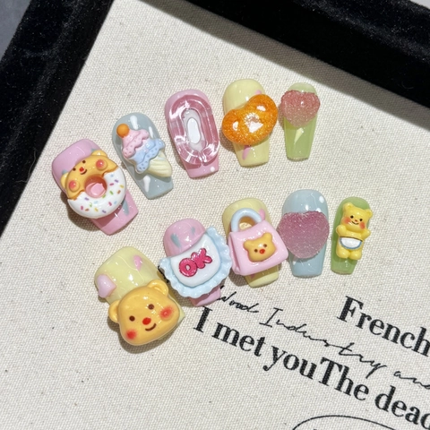 Handmade Press On Nails 3D Cartoon Bear Resin Decor Macaron Color Cute Sweet Style Artificial False Nails