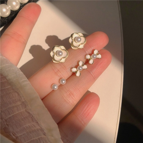 Orecchini A Lobo Camelia Fiocco Perla Artificial Con Perno In Argento Lega Smalto Retro Francese Gioielli Eleganti Per Donne