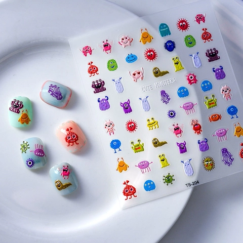Autocollants Art Des Ongles 5D Relief Mignons Monstres Dessin Animé Imperméable Autocollant Décoration Manucure Femmes