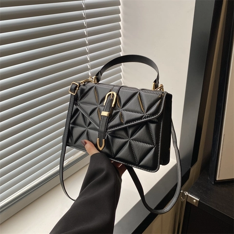 Women Quilted Crossbody Bag Geometric PU Leather Handbag Gold Buckle Chic Fashion Shoulder Purse Detachable Strap