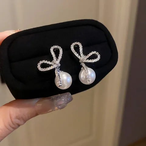 Boucles Oreilles Clous Künstliche Perles Nœud Papillon Avec Zircon Cuivre Et Tige Argent Bijoux Élégants Rétro Style Français Femme