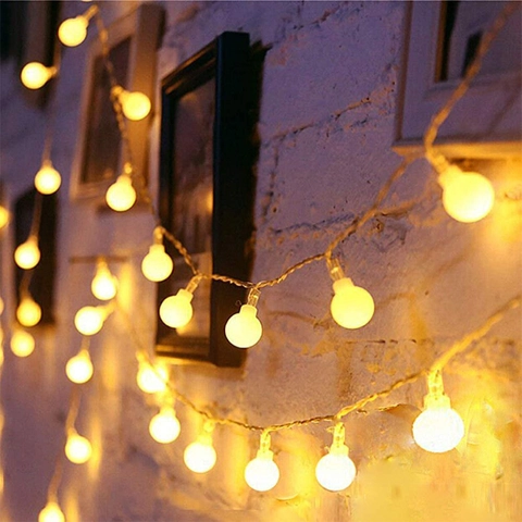 Luci A Stringa LED A Sfera Plastica Smerigliata Bianco Caldo A Batteria Natale Matrimonio Festa Decorazione Interni