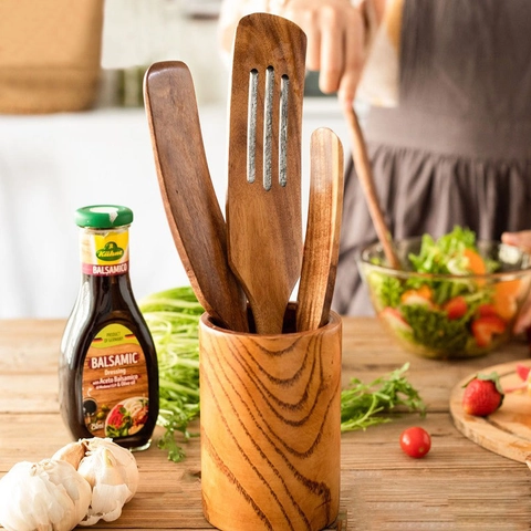Teak Wooden Spatula Kitchen Tools Slotted Cooking Scraper Heat Resistant Non-Stick Cookware Natural Wood Grain