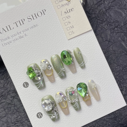 Handmade Summer Green Grape Press On Nails Luxury 3D Rhinestone Artificial Pearl Decoration Butterfly Design False Nails For Women