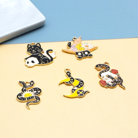 Gothic Enamel Cat And Snake Charms Alloy Pendants For DIY Jewelry Making Keychain Necklace Dark Style Skull Moon Wizard Hat