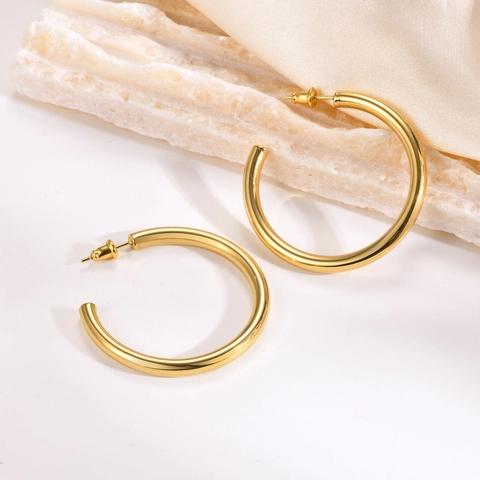 Pendientes De Aro En Forma De C De Acero Inoxidable Chapados En Oro IP Pulidos A Espejo Joyas De Moda Para Mujer