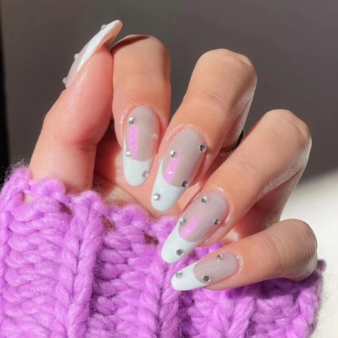 Uñas Postizas Francesas Aurora Perla Artificialdo Puntas Blancas Diamantes De Imitación Forma Almendra Elegante