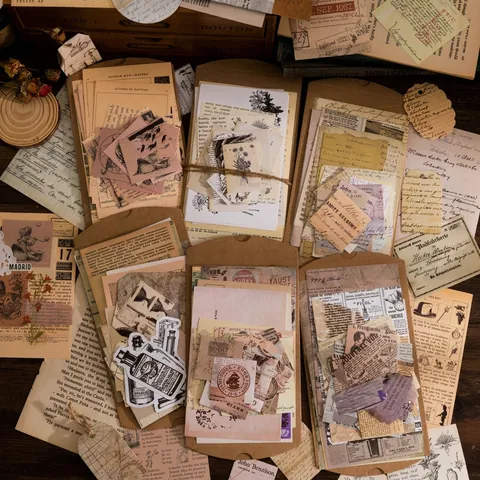 Vintage Scrapbooking Material Kit Paper Washi Stickers Retro Butterfly Mushroom Moon Phase Old Newspaper Journaling DIY