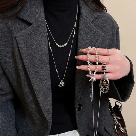Collier Longue Chaîne De Pull Pour Femme Pendentif Cheval À Bascule Künstliche Perle Zircon Künstliche Perle Élégant Style Oeil De Tigre