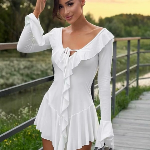 Mini-Kleid Mit Tiefem V-Ausschnitt Rüschen Langarm Hohe Taille Schnürung Slim Fit Polyester Sexy Kleider Für Damen