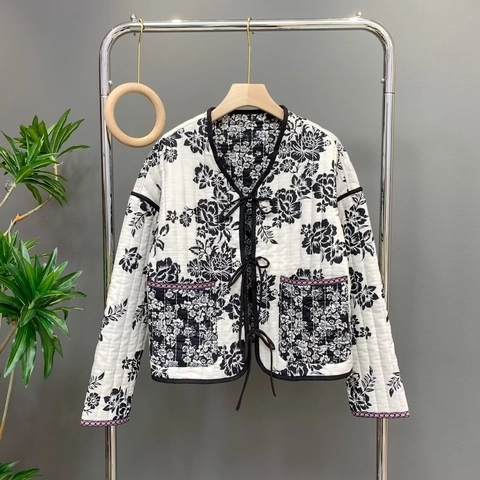 Chaqueta Acolchada Floral Vintage Negro Blanco Algodón Acolchado Abrigo Corto Con Cordones Manga Larga Estampado Étnico Ropa Exterior Mujer