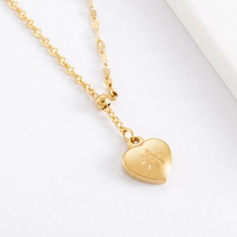 Stainless Steel Heart Pendant Necklace Sunburst Engraved Elegant Adjustable Vintage Style Jewelry For Women