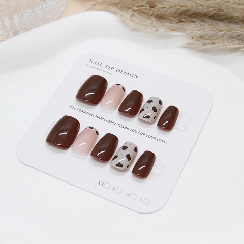 Press On Nails Handmade Short Square Round Leopard Print Dark Brown Nude Pink Glossy ABS Plastic Full Cover Artificial Fingernails For Women