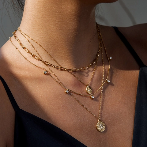 Sonnenstrahl Anhänger Halskette Vergoldeter Edelstahl Mit Zirkonia Funkelnder Himmlischer Schmuck Für Damen