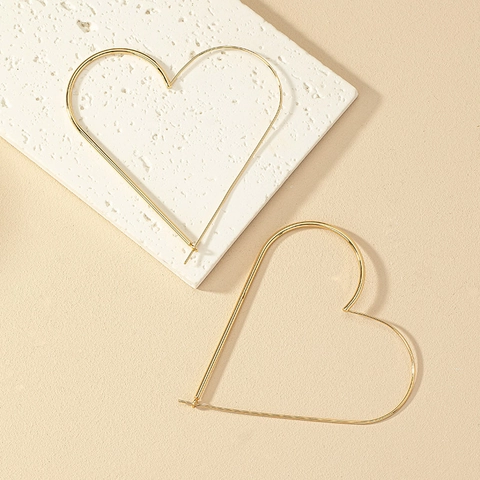 Große Herz Creolen Minimalistische Legierung Gold Silber Plattiert Mode Schmuck Für Frauen