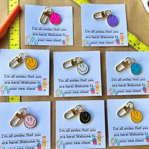 Colorful Enamel Smiley Face Keychain Gold Plated Metal Drip Oil Expression Bag Pendant Accessories For Women Kids School Gift