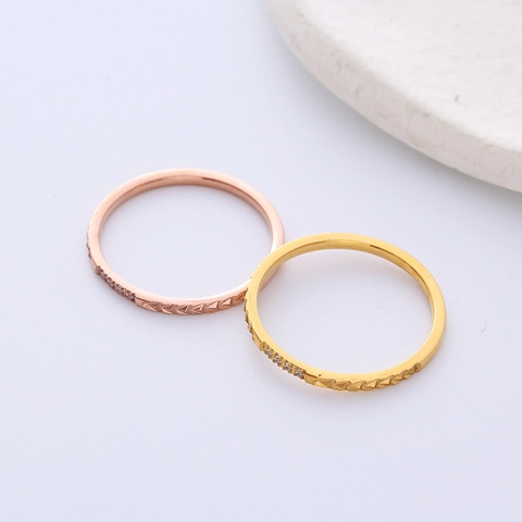 Minimalist 316L Stainless Steel Ring For Women 18K Gold Plated Thin Band Geometric Engraving Cubic Zirconia Rhinestone