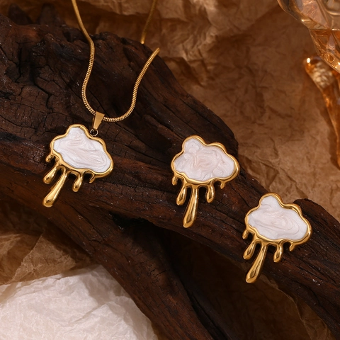 French Retro Stainless Steel Shell Cloud Tassel Pendant Necklace Stud Earrings 18K Gold Plated Fluid Metal Jewelry For Women