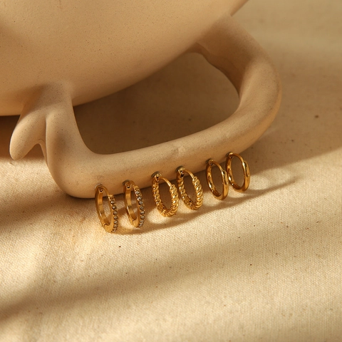 Gedraaide Roestvrijstalen Oorbellen 18K Verguld Met Zirkonia Elegante Mode Sieraden Voor Dames