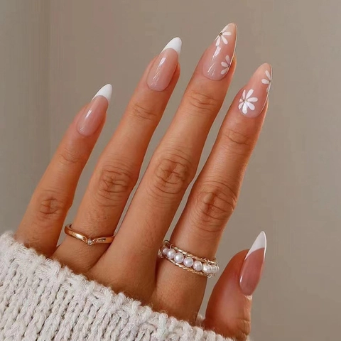 French Tip Press On Nails White Daisy Flower Pattern Almond Shape Nude Pink Glossy Plastic Artificial Fingernails