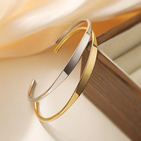 Stainless Steel Cuff Bracelet For Women Minimalist Polished C Shaped Open Bangle Retro Knot Design Elegant Fashion Jewelry