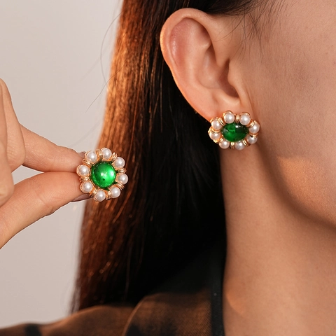 French Vintage Flower Artificial Pearl Geometric Stud Earrings With Alloy Metal And Silver Earring Post Elegant Women Jewelry
