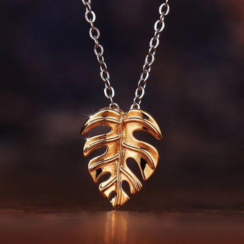 Monstera Leaf Pendant Necklace Copper Plated Tropical Plant Hollow Leaf Minimalist Jewelry For Women