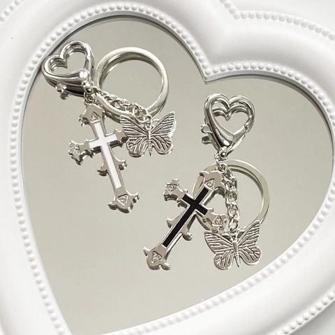 Portachiavi Farfalla Croce Chiusura Cuore Lega Di Metallo Goth Y2K Stile Dolce Cool Ornamento Borsa Accessorio