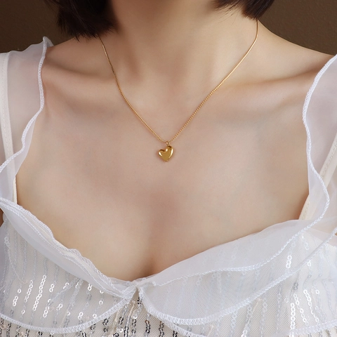 Elegante Collar Con Colgante De Corazón Acero Inoxidable Chapado En Oro De 18K Joyas Sencillas Para Mujer Diario Minimalista