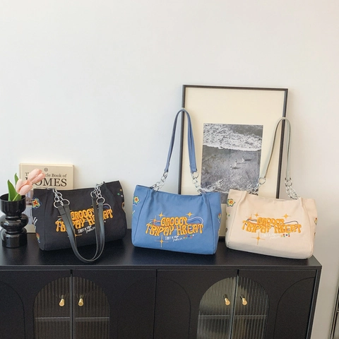 Borsa Tote In Tela A Grande Capacità Con Ricamo Di Lettere Tracolla A Catena Borsa A Spalla Casual Da Donna