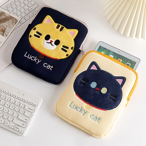 Cute Cartoon Cat Head Laptop Sleeve Bag Soft Plush Embroidered Lucky Cat Shockproof Protective Tablet Case For Notebook