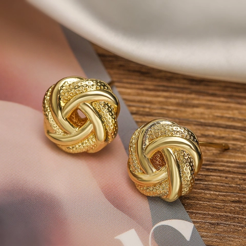 Woven Knot Stud Earrings 18K Gold Plated Copper Textured Geometric Mini Personalized Fashion Jewelry For Women