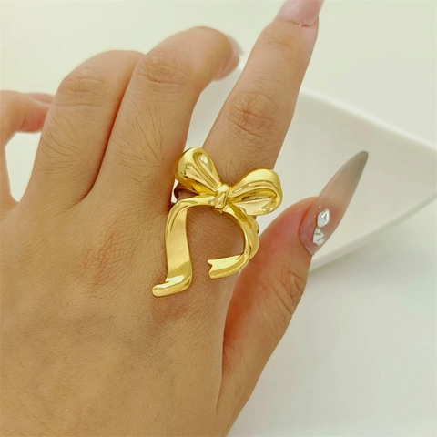 Elegante Verstelbare Ring Met Groot Strikontwerp Van Roestvrij Staal 18K Verguld Minimalistische Chic Sieraden Voor Dames