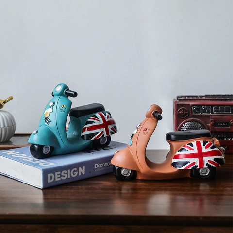 Salvadanaio Modello Di Motocicletta Scooter Vintage Resina Design Bandiera Britannica Retro Ornamento Da Scrivania Per Decorazione Casa Ufficio Regalo