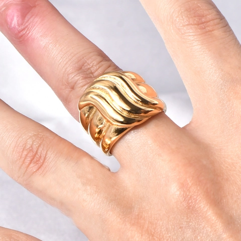 Wave Embossed Stainless Steel Ring Personality Geometric Gold Silver Unisex Trendy Fashion Band Jewelry Finger Ring