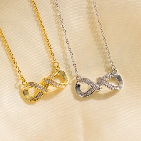 Collana con Pendente Infinito in Acciaio Inossidabile per Donna Minimalista Catena a Clavicola con Strass Gioielli di Lusso