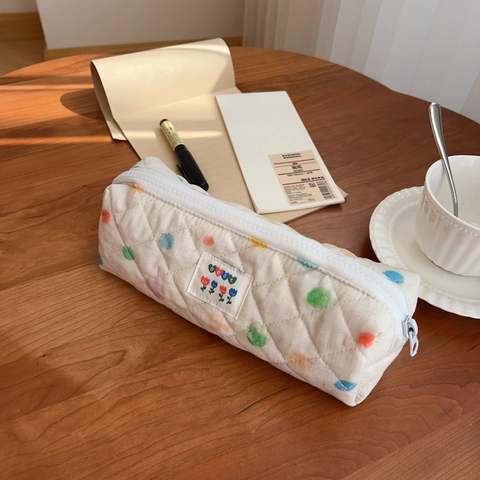 Astuccio In Cotone Trapuntato Orso Cartone Animato Floreale Cerniera Borsa Da Trucco Pochette Di Cancelleria Imbottita