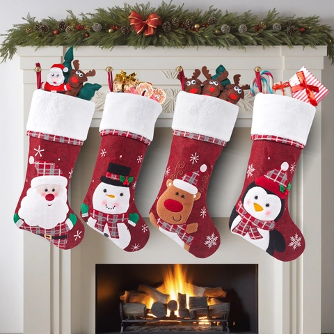Chaussettes De Noël Peluche Tricot Sacs Cadeaux Brodés Père Noël Bonhomme De Neige Renne Pingouin Décoration De Cheminée