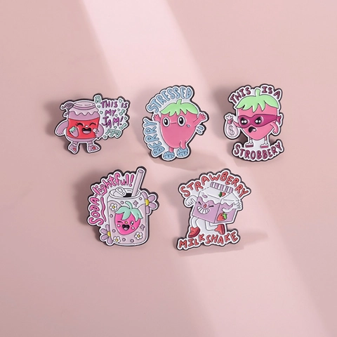 Cute Strawberry Theme Alloy Enamel Brooch Personalized Fruit Food Pattern Badge For Clothing Bag Accessories Women Men Jewelry