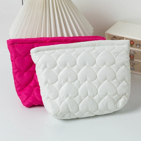 Heart Quilted Cosmetic Bag Large Capacity Polyester Makeup Pouch Sweet Zipper Travel Organizer Liner For Women